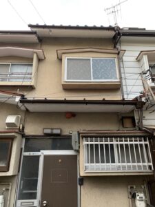 長岡京市にて雨漏り修理に伴う雨樋の新設工事 施工後