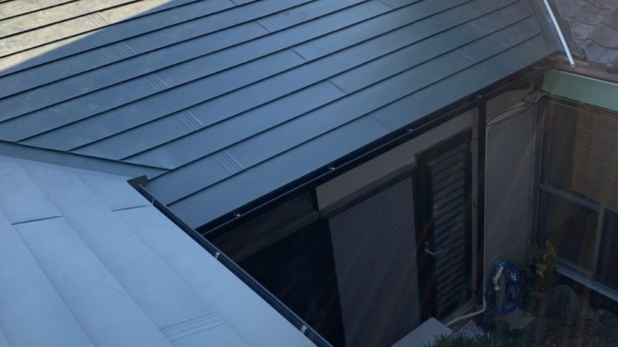 伏見区淀にて屋根修理(かんたん横葺)