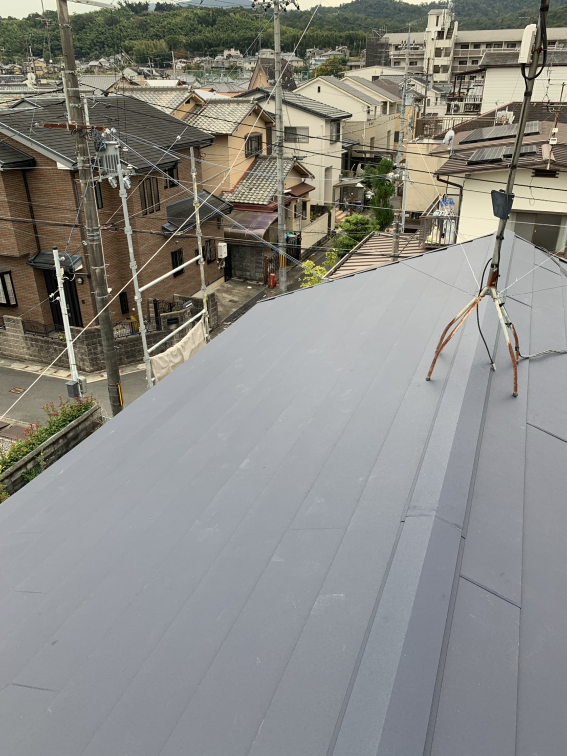 屋根軽量化工事 スーパーガルテクト葺き