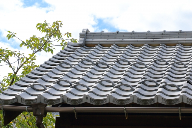 京都と言えば瓦屋根？瓦屋根の特徴やメリット・デメリットを解説