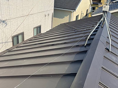 京都市西京区にて瓦からガルバリウムへの葺き替え・屋根軽量化工事