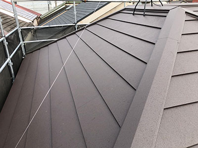 京都市西京区にて屋根修理〈スレート屋根カバー工法〉