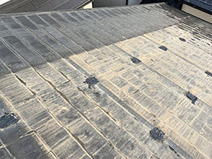 長岡京市にて屋根修理〈スレート屋根カバー工法〉 施工前