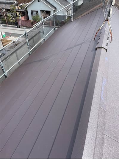 京都市山科区にて屋根修理〈スレート屋根カバー工法〉 施工後
