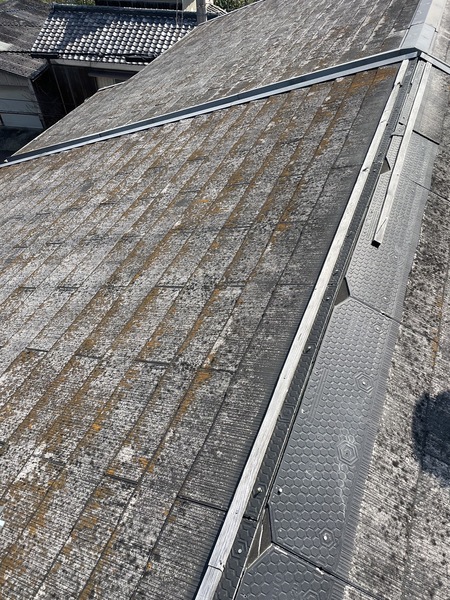 京都市南区にて屋根修理〈スレート屋根カバー工法〉 施工前