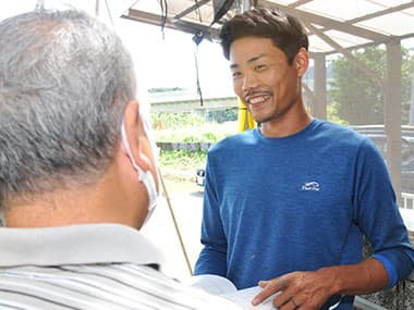 皆様からお預かりする大切な工事代金を、適正に屋根工事にのみ充てることができるのは『職人直営店』だけ