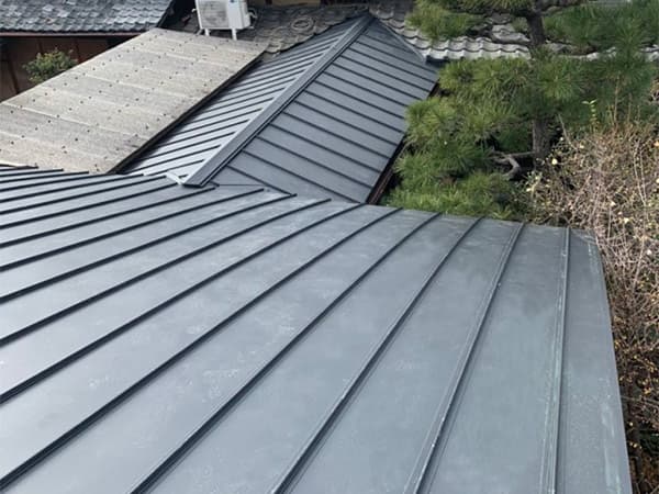 京都市右京区瓦屋根葺き替え施工後