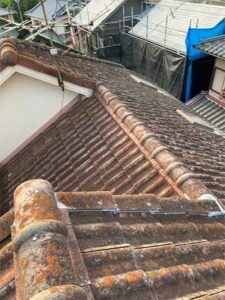 京都市伏見区にてモニエル瓦屋根雨漏り修理 施工前