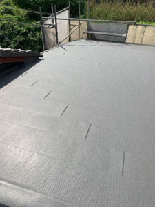 耐震性・断熱性向上のための屋根葺替え工事