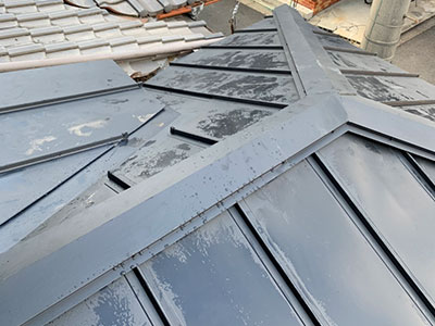 京都市伏見区にて瓦から立平葺への葺き替え工事