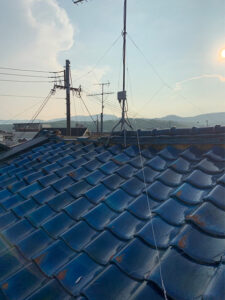 瓦からスーパーガルテクトへの葺き替え工事 施工前