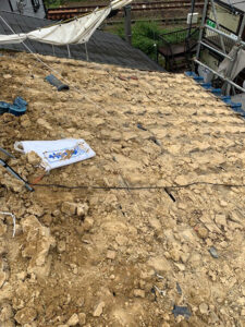 瓦からスーパーガルテクトへの葺き替え工事 土葺き撤去