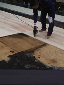 京都市右京区にて雨漏り修理 野地板施工