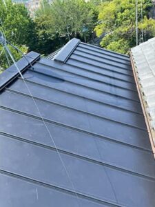 金属屋根で立平葺き