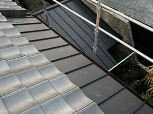 京都市下京区にて和瓦からROOGA雅への屋根葺き替え工事施工後