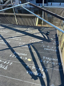 田島ルーフィングのライナールーフを使用