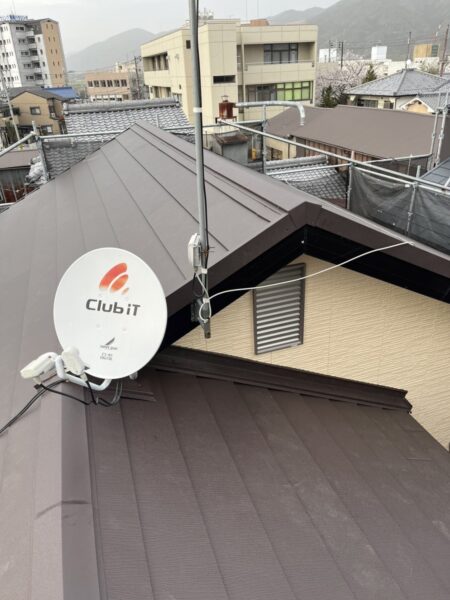 京都市左京区にて屋根修理〈スレート屋根からスーパーガルテクト〉