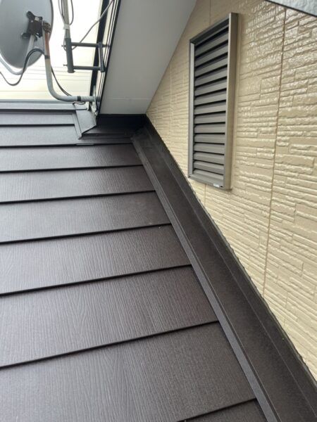 京都市左京区にて屋根修理〈スレート屋根からスーパーガルテクト〉