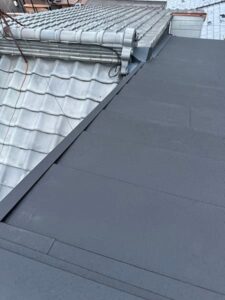 ケラバ板金の施工