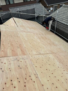 野地板の増し張り