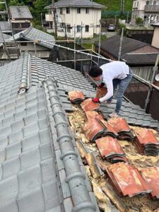 瓦屋根の撤去