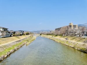 京都の気候に合う屋根材は？瓦・ガルバ・スレートを比較して解説