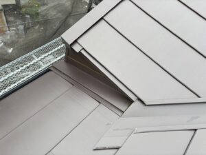 屋根葺き替え工事 屋根材、貫板新設