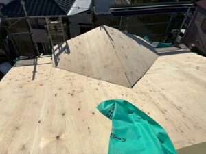 屋根葺き替え工事 野地板新設