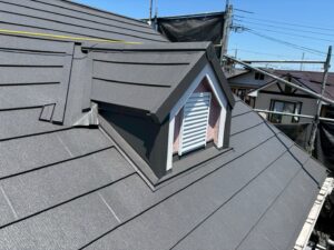 屋根カバー工事　スーパーガルテクト