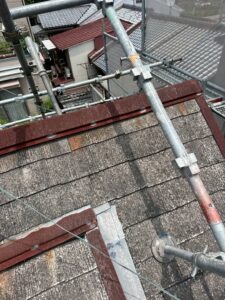京都市伏見区にて屋根修理〈築40年戸建ての屋根カバー工法〉 施工前